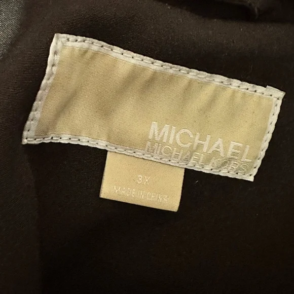 Michael Kors Black Trench Coat with Belt - Picture 4 of 4